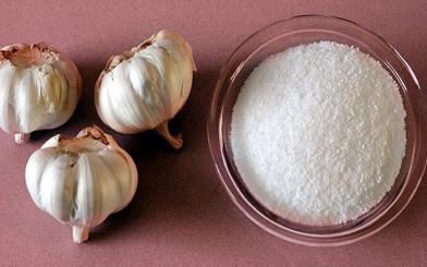 Mẹo chữa ngứa hậu môn bằng tỏi